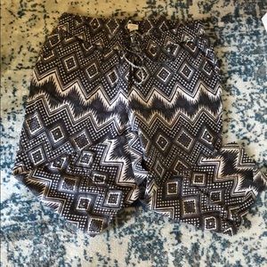 Tribal ankle length jogger